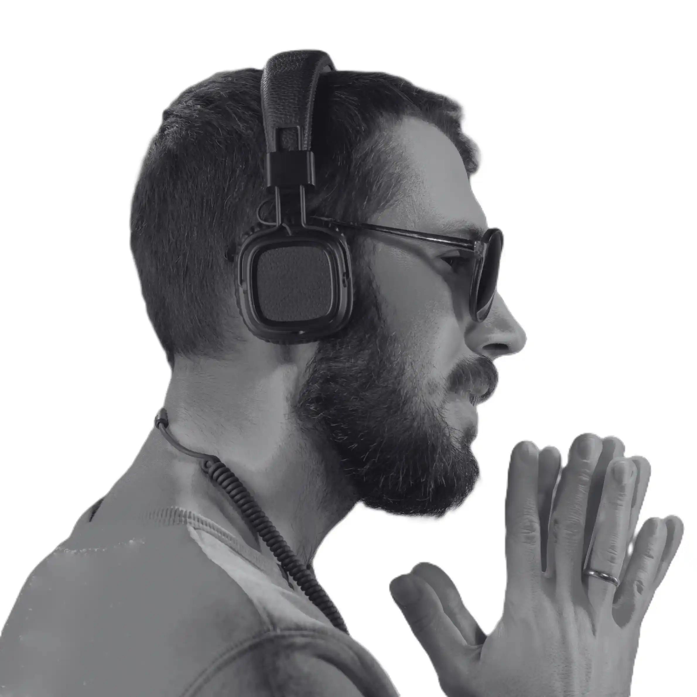 Headset-equipped consultant symbolizing the expert assistance Indosoft provides for LinkedPhone migration. Indosoft specialist wearing headphones, ready to guide businesses choosing Indosoft over LinkedPhone.