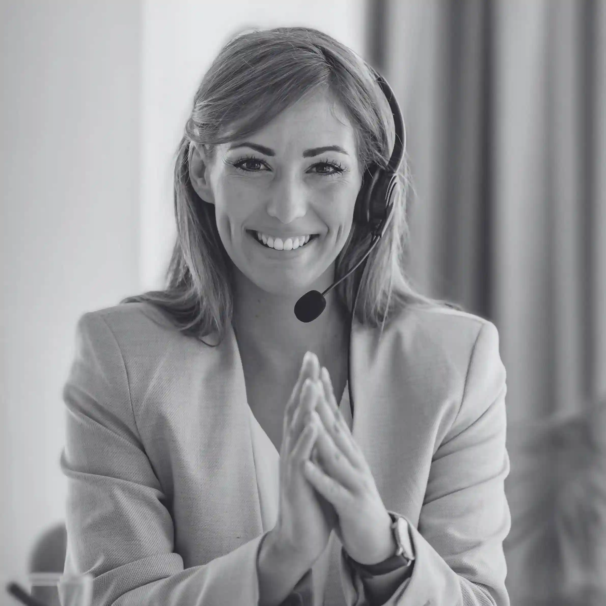 Featuring a confident customer support agent, the visual highlights Indosoft’s ability to deliver a highly configurable, automation-driven communication experience that outperforms RingCentral. Professional woman in a headset, symbolizing why teams transition from RingCentral to Indosoft for deeper configurability and reliability.