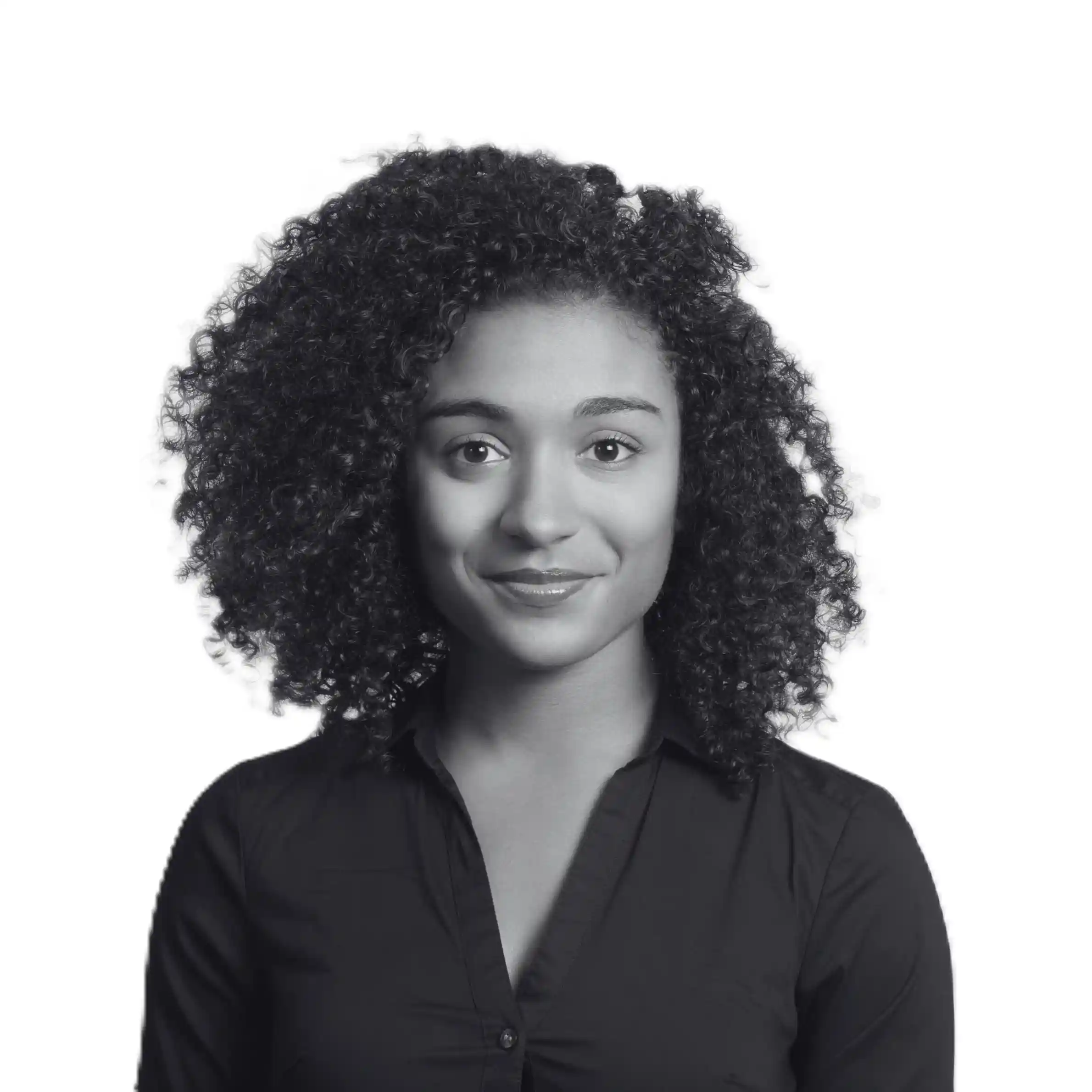 Smiling professional woman symbolizing Indosoft’s knowledgeable specialists who help organizations adopt smarter, more flexible communication solutions.