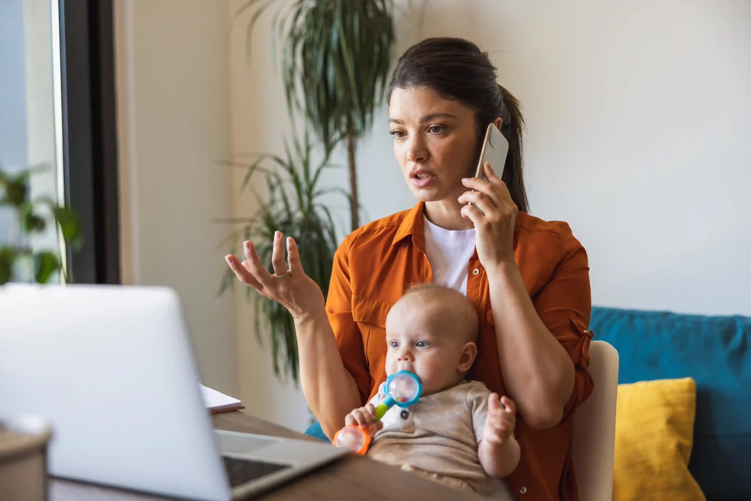An agent handles a customer issue from home as a supervisor provides silent direction, ensuring the conversation remains clear, accurate, and professional. A working parent manages a live call while balancing responsibilities, receiving quiet real-time guidance that helps her stay aligned with best practices and respond clearly.