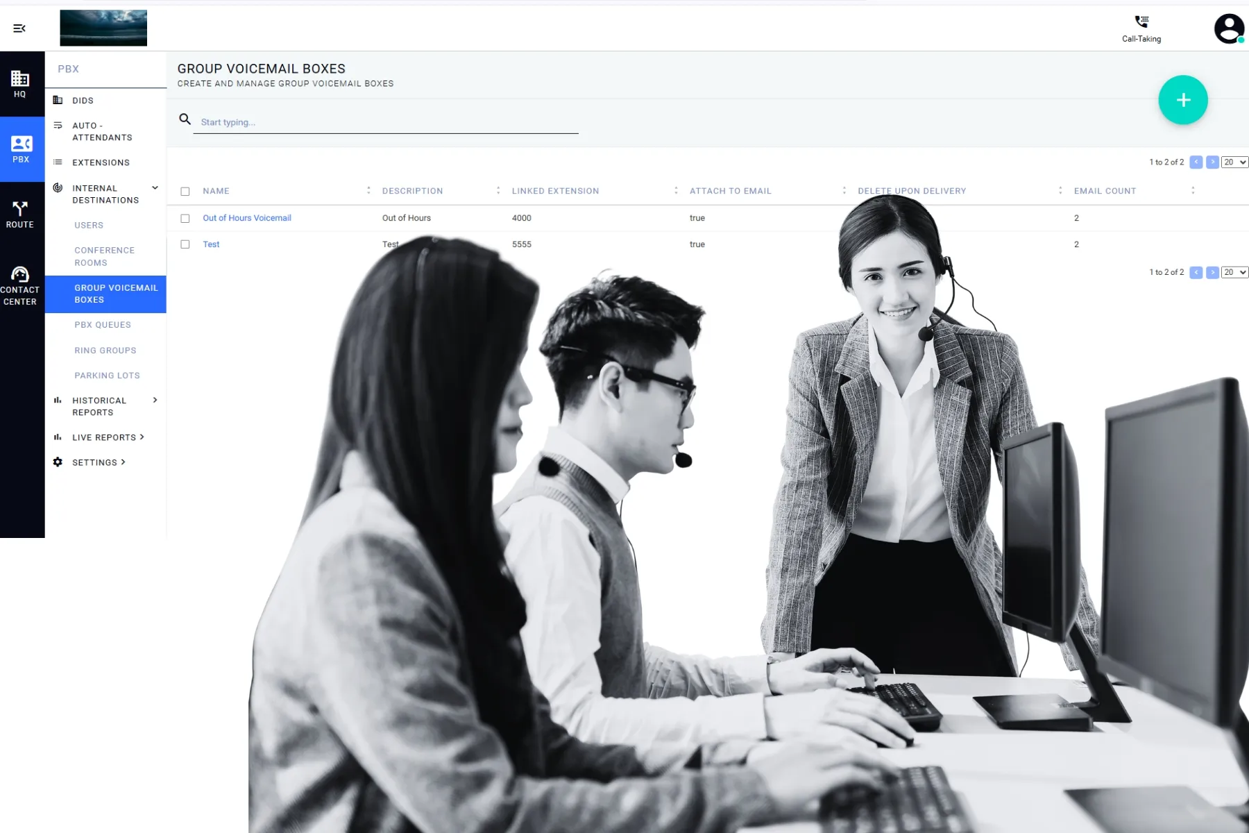 Contact center team managing group voicemail boxes in Q-Suite NG while agents handle customer interactions across cloud and on-premise environments.
