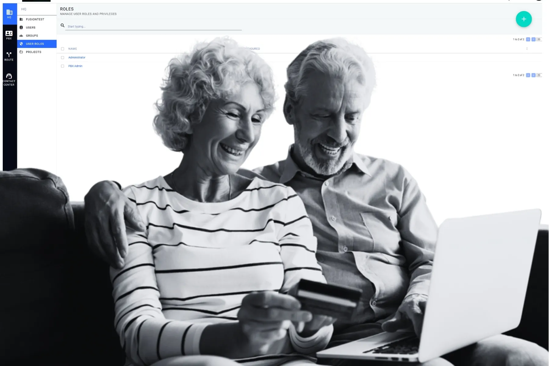 Elderly couple experiencing poor customer service while shopping online, illustrating the impact of a weak CX strategy on customer trust and revenue.